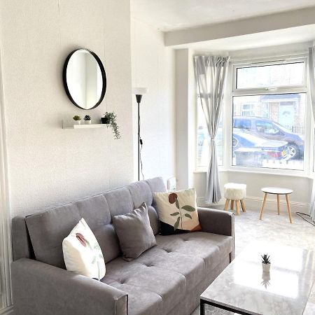 Kisobi Home Bedroom 1 Kingston upon Hull Buitenkant foto