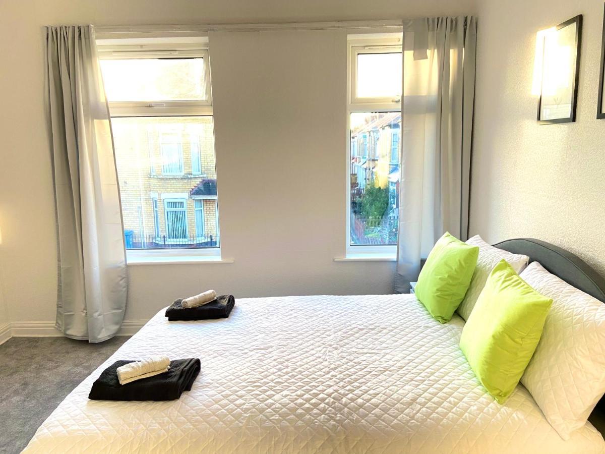 Kisobi Home Bedroom 1 Kingston upon Hull Buitenkant foto