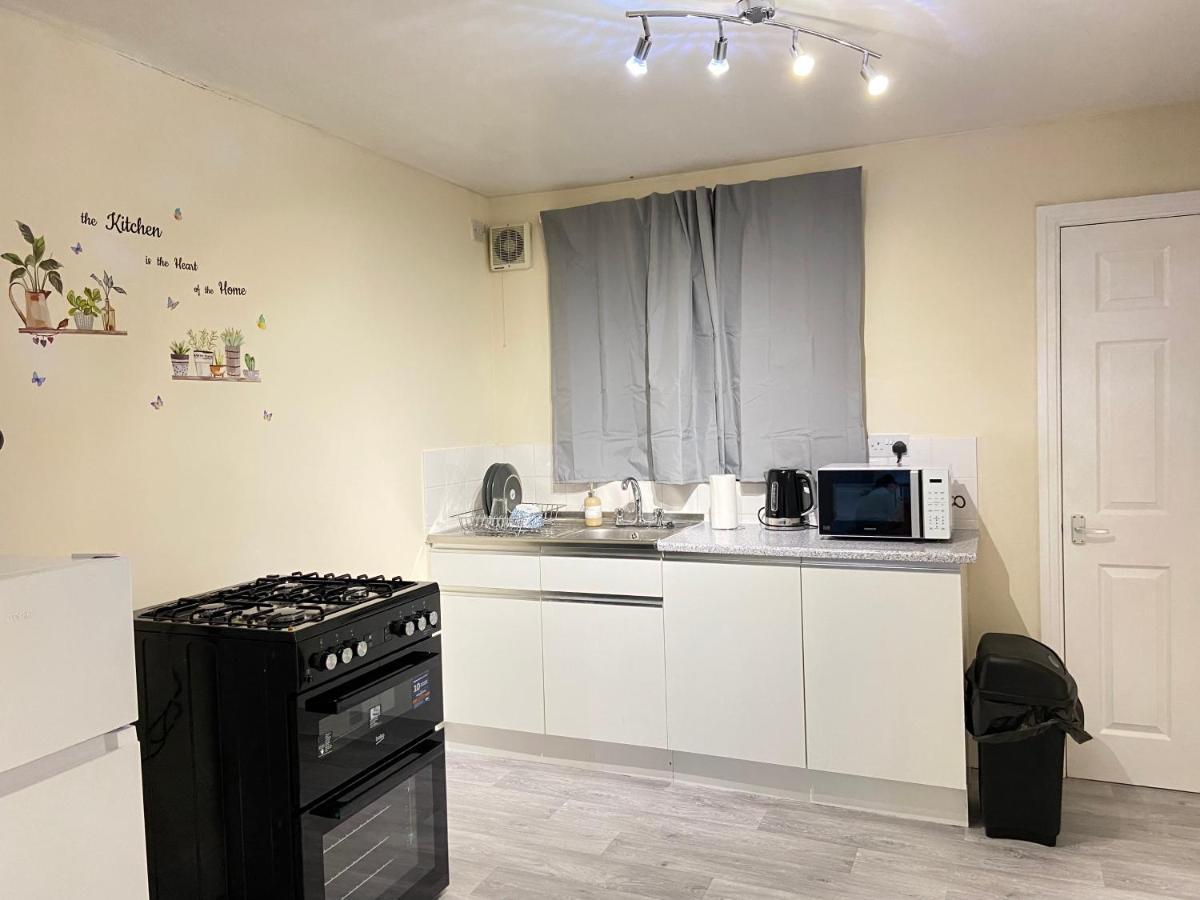 Kisobi Home Bedroom 1 Kingston upon Hull Buitenkant foto