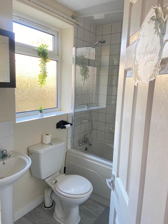 Kisobi Home Bedroom 1 Kingston upon Hull Buitenkant foto